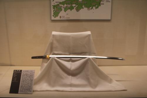 刀　長曽祢興里入（以下切れ）