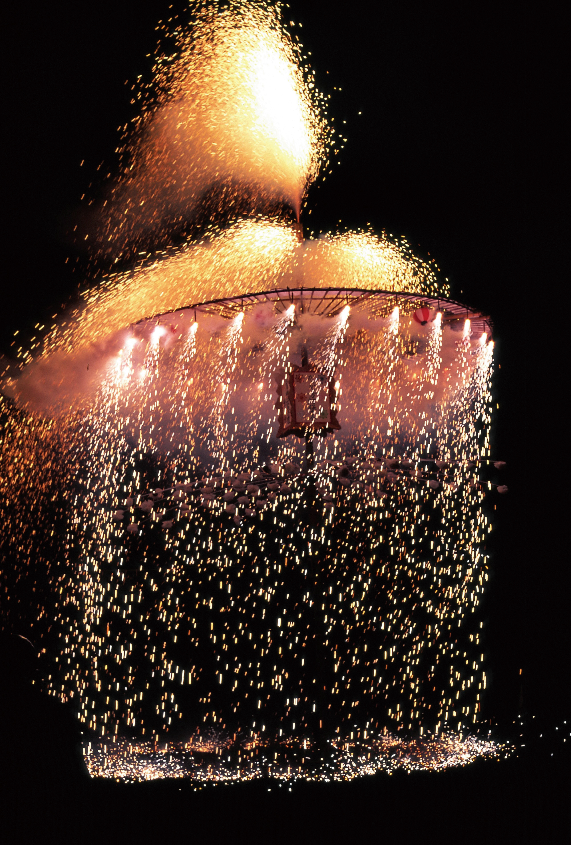 からかさ万灯（国選択・県指定） | 土浦市公式ホームページ