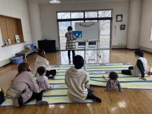 新治　おはなし会とリズム遊び2