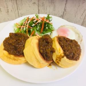 27未来氷 キーマパンケーキ