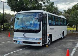 中型バス2025前からの写真