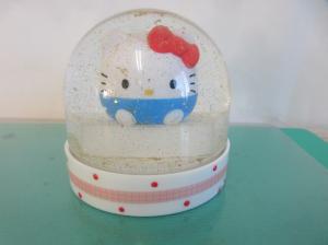 新治スノードーム　キティ