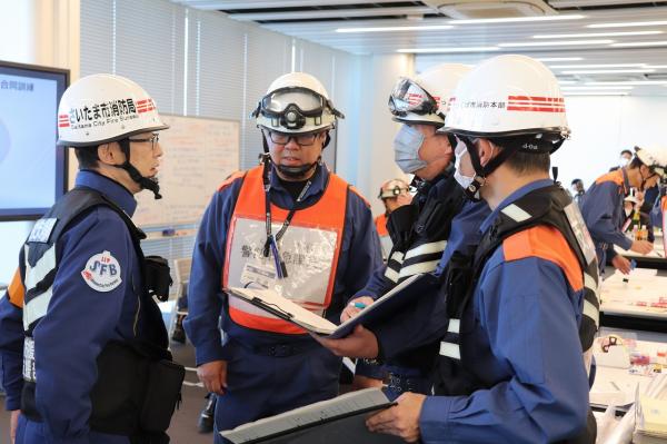 県内県外応援隊と協議