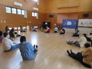 ポプラ12月リトミック1