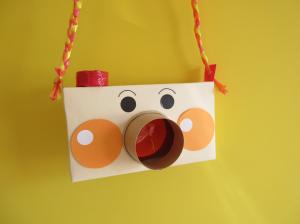 ポプラ　3月　カメラ