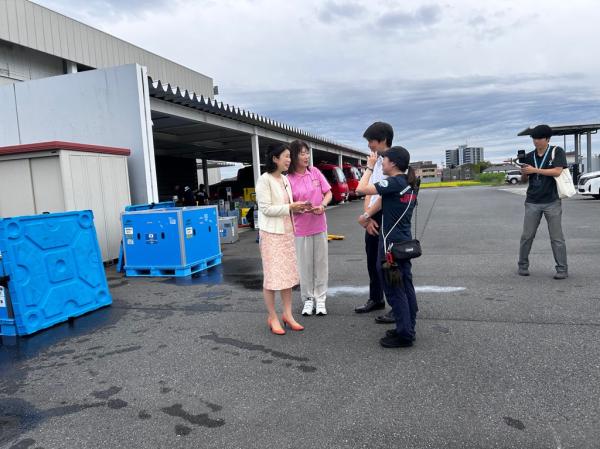 国光議員、安藤市長の激励