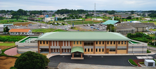 新治地区公民館（新館）外観2